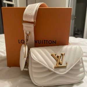 Louis Vuitton New Wave Multi Pochette